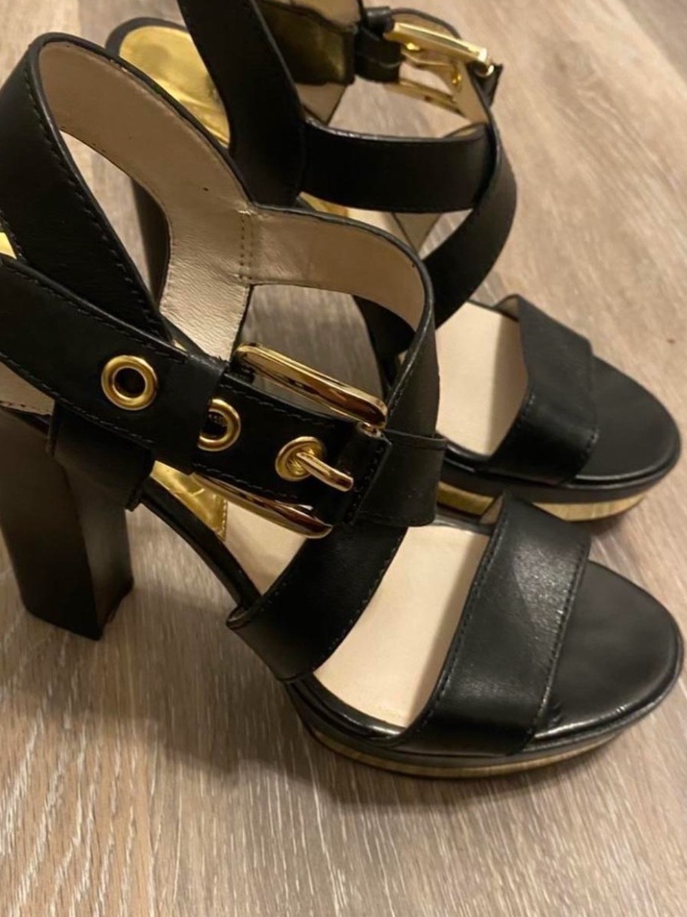 Michael Kors Black Leather Strappy Sandals with Gold Insole - Picture 2 of 8